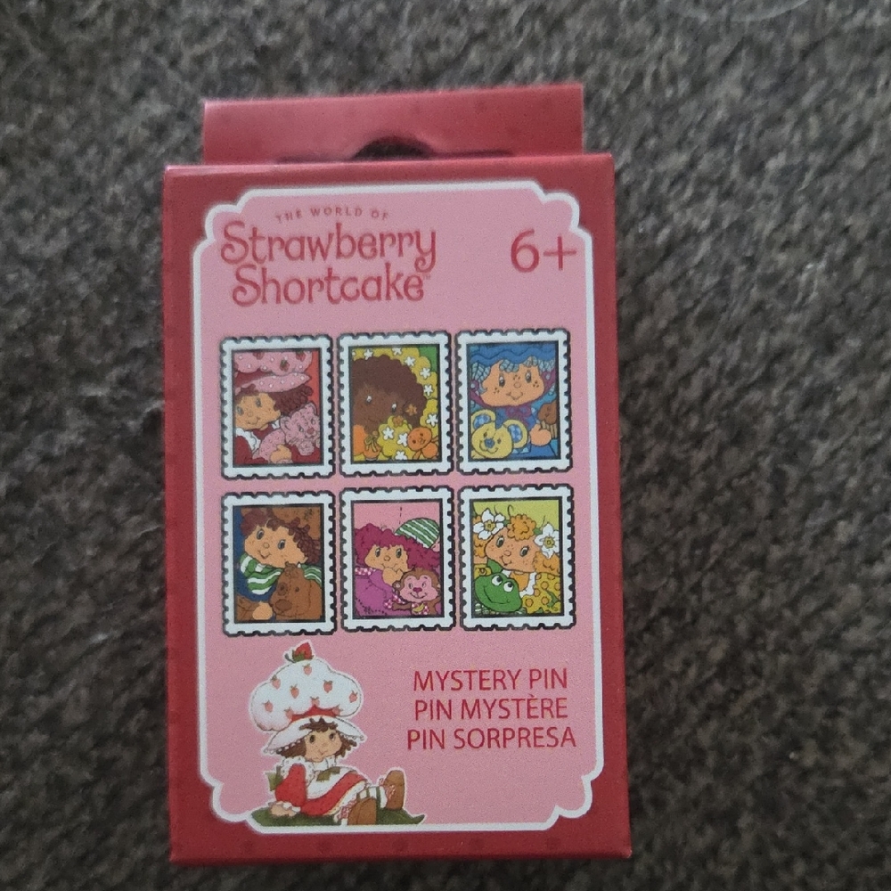Loungefly Strawberry Shortcake Mystery Pin Set - Pink and Red